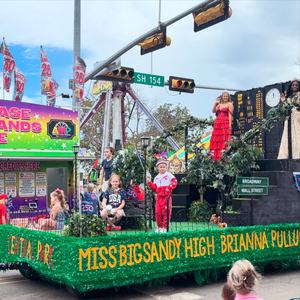 Yamboree School Parade Float Big Sandy